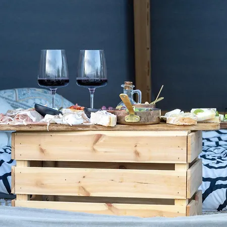 Luxury tent Glamping La Lodola *