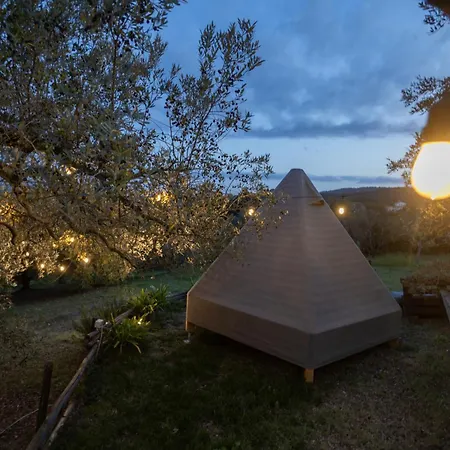 Glamping La Lodola Luxury tent Crocina