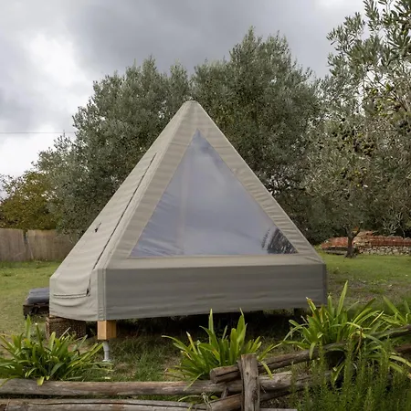 Glamping La Lodola Luxury tent