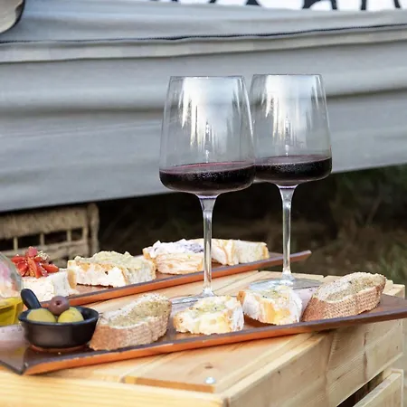Glamping La Lodola