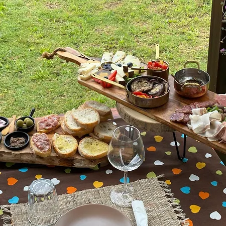 Glamping La Lodola